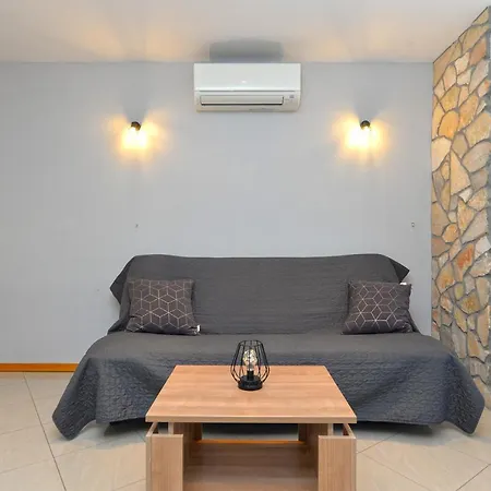 Apartment Apartment Damira 1017 Fazana