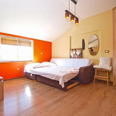 Damira 1017 Apartmán Fažana