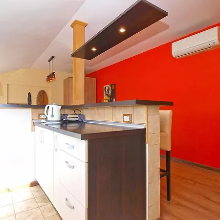 Damira 1017 Apartmán