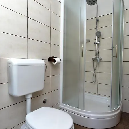 Damira 1017 Apartament *