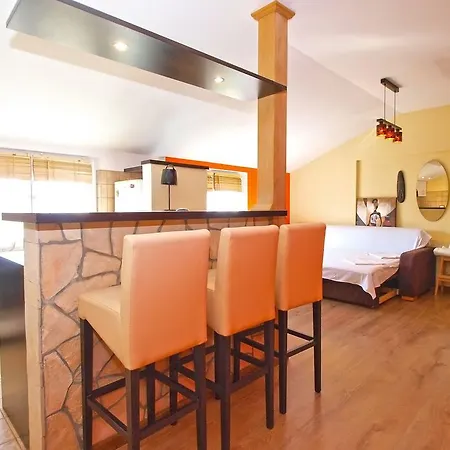 Damira 1017 Apartament